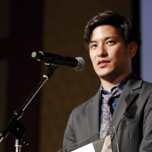 圧倒的称賛を送った授賞式「OOA」